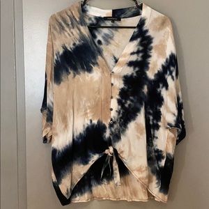 ✨Tie-dye Shirt ✨